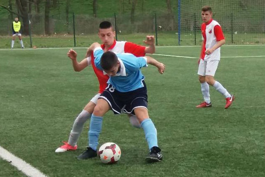 Fudbal: Polovičan učinak Spartakovih kadeta i omladinaca u Kragujevcu