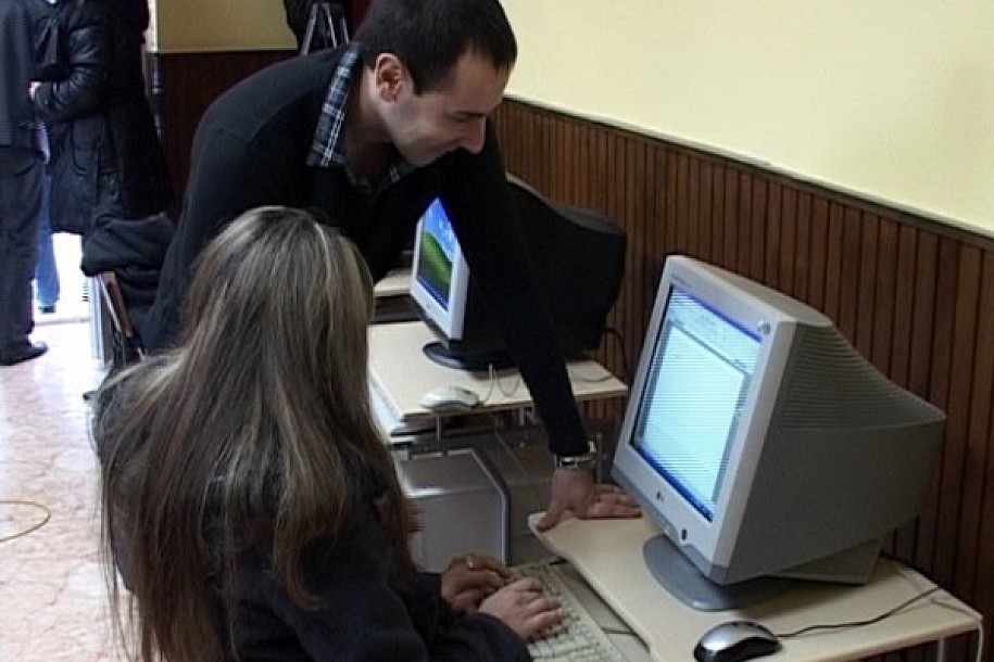 Internet caffe u Malom Bajmoku