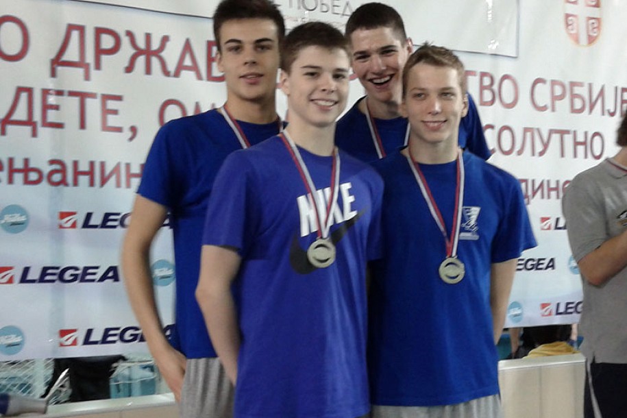 Plivači Spartaka treći u Srbiji sa osvojenih 20 medalja