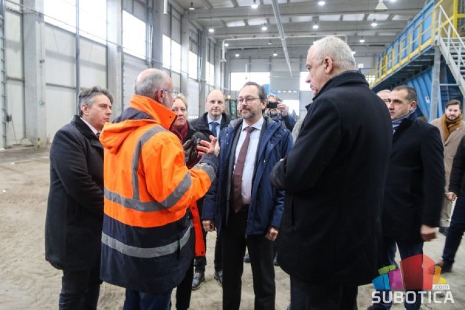 Ambasador Žiofre: Pratićemo rad Regionalne deponije