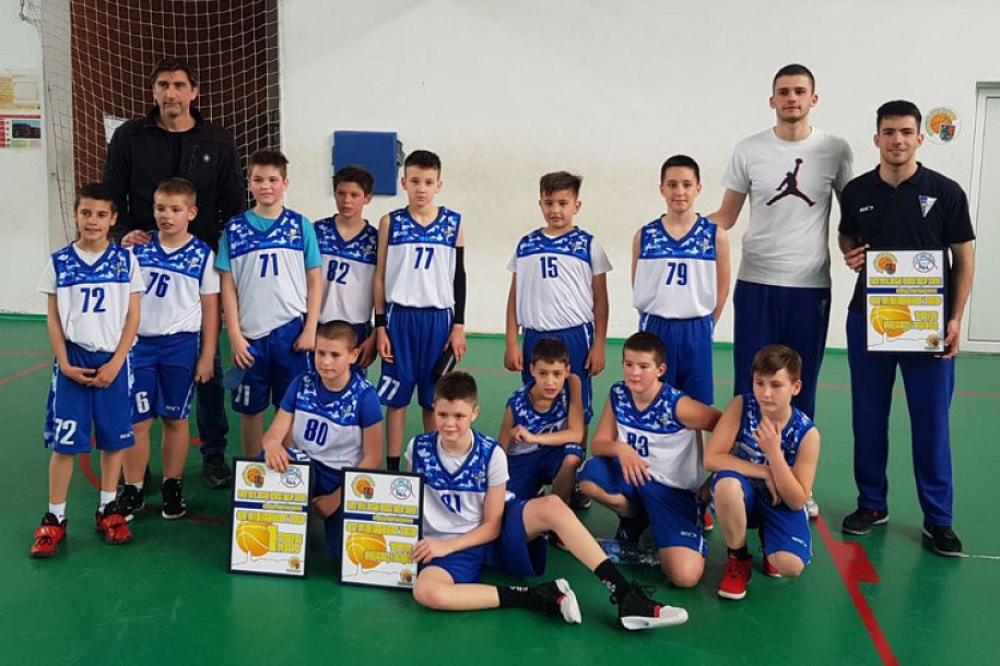 Selekcija U11 OKK "Spartak" prvak minibasket lige Vojvodine