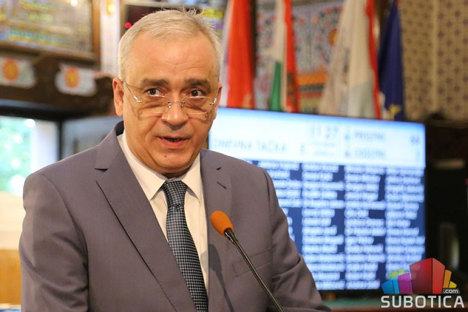 Stevan Bakić novi gradonačelnik Subotice, zamenik Imre Kern