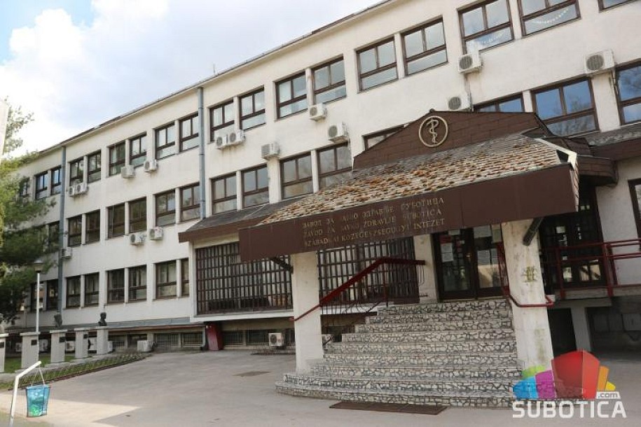 Trenutno 1.345 aktivno obolelih od korone, ukupno zaraženo oko 9.400, preminuo 181 sugrađanin