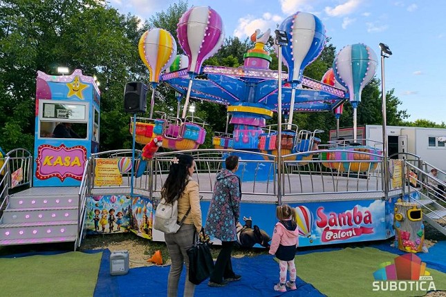 Zagarantovana zabava i provod  za sve generacije - Luna park "Petrović" na novoj lokaciji