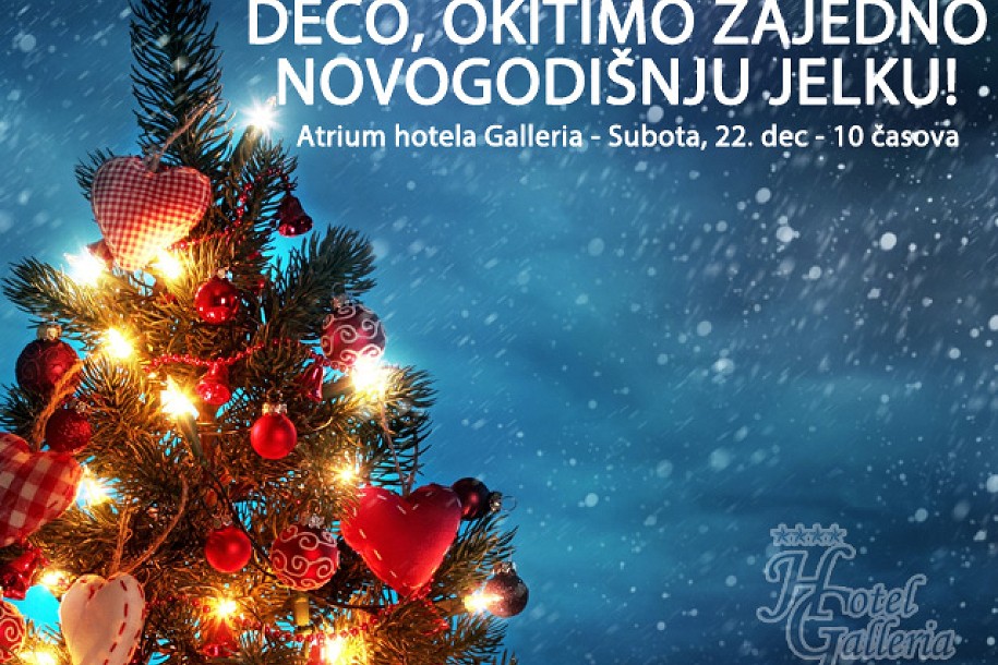 Kićenje novogodišnje jelke za decu u atriumu hotela Galleria