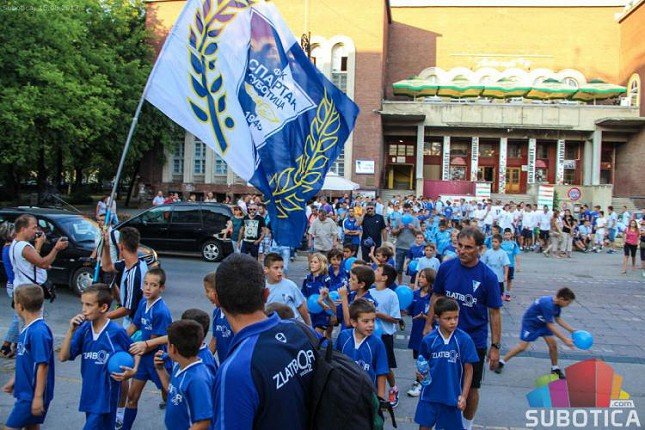 Promocija Fudbalskog kluba "Spartak" na Gradskom trgu
