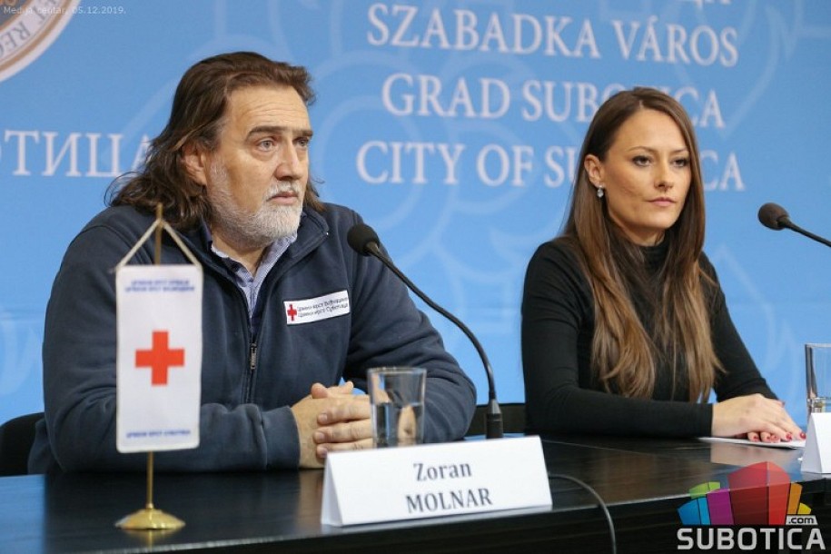 Trka Deda Mrazeva u nedelju na Paliću