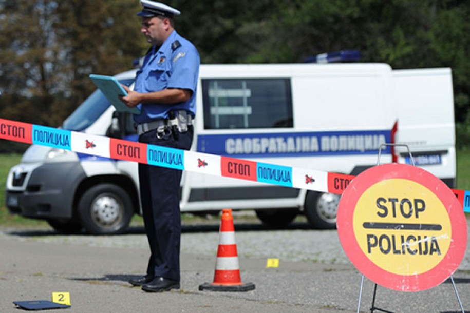 Jedna osoba poginula, četiri teže povređene u devet saobraćajnih nezgoda