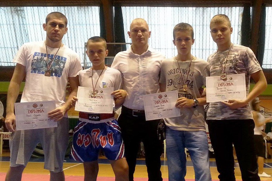 Četiri medalje kikboksera Spartaka na Evropskom kupu u Novom bečeju