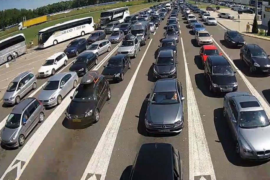 Preko Horgoša za vikend prešlo 125.000 putnika