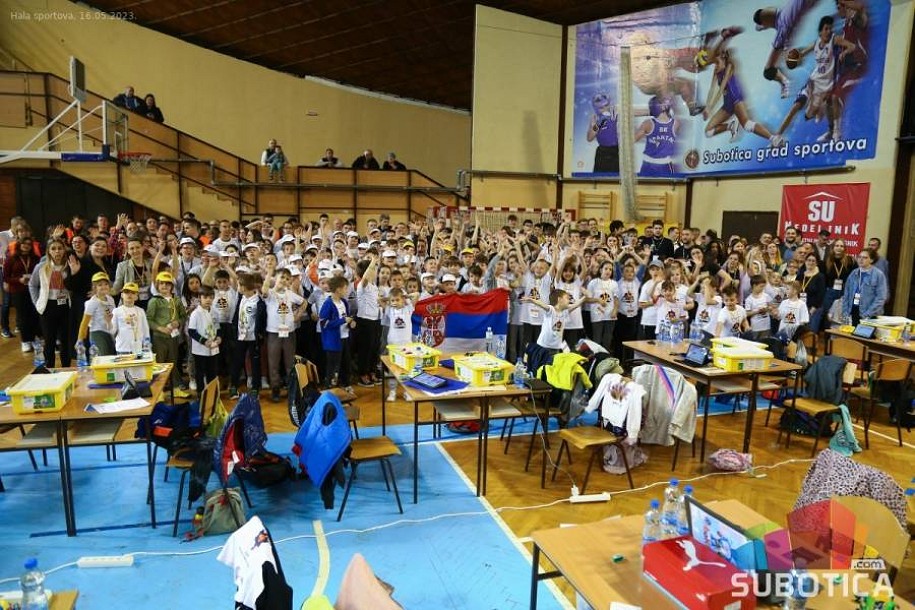 Održano Finale nacionalnog takmičenja u robotici