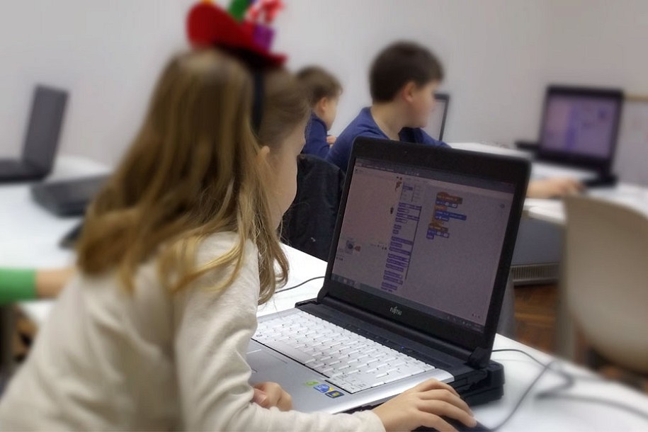 Letnji kamp programiranja za decu