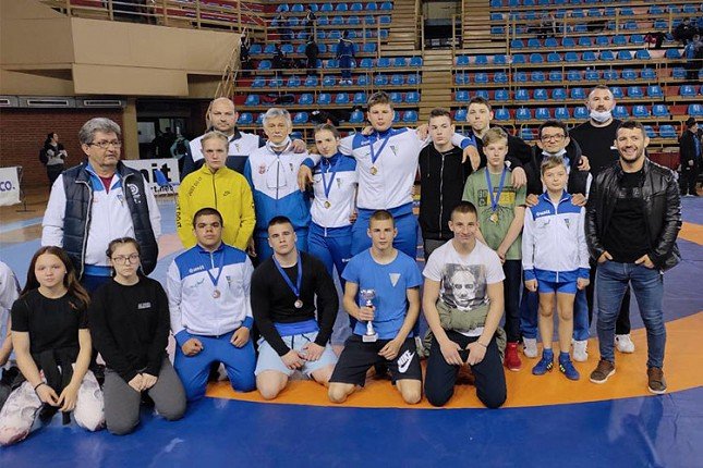 Rvanje: Kadeti Spartaka drugi na Prvenstvu Vojvodine