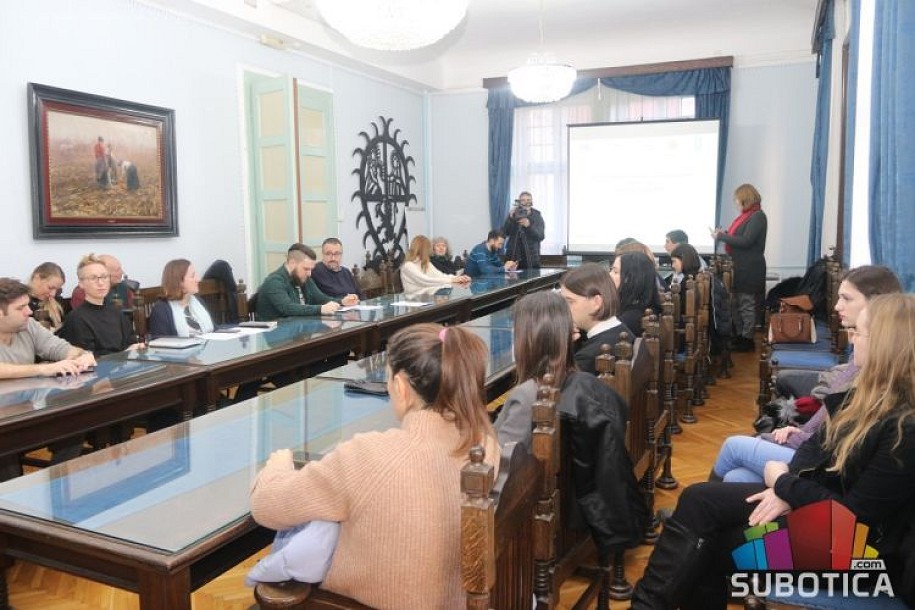 "Kreativna Subotica"  - projekat koji spaja umetnike i IT stučnjake u cilju promocije kulturnog nasleđa