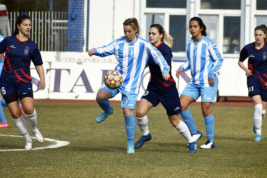Fudbal: Šest golova u mreži Zemunki - „Golubice“ slavile na startu plejofa