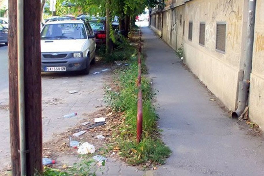 Plaćaju parking i u svom dvorištu