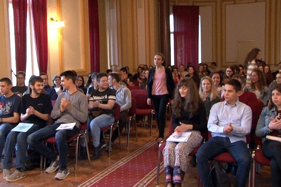 Diplome za najbolje gimnazijalce