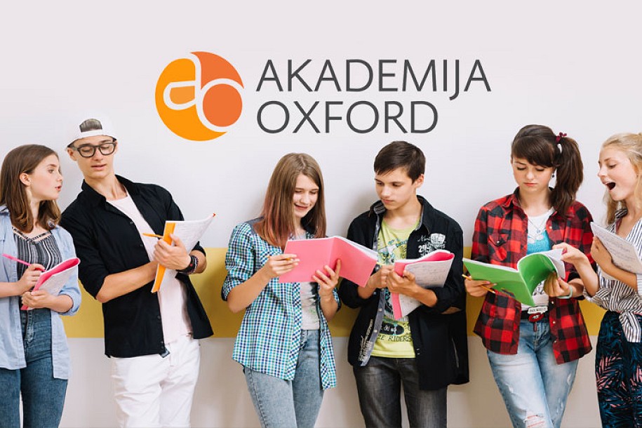 Poklonite znanje dragim osobama vaučerima Akademije Oxford