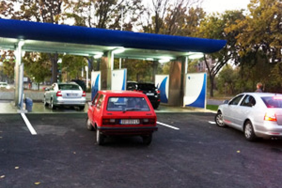 Otvorena samouslužna autoperionica u Subotici