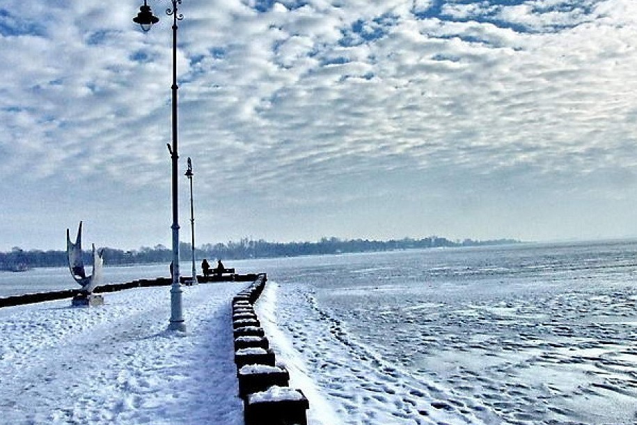 Palić zaleđen, klizanje ipak opasno
