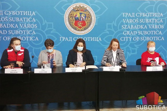 Trka Deda Mrazeva ponovo na Paliću