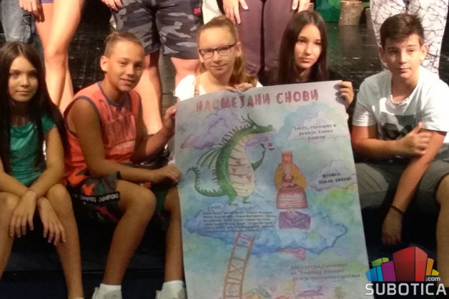 U Subotici nastali „Nasmejani snovi“ Amaterskog pozorišta iz Gračanice