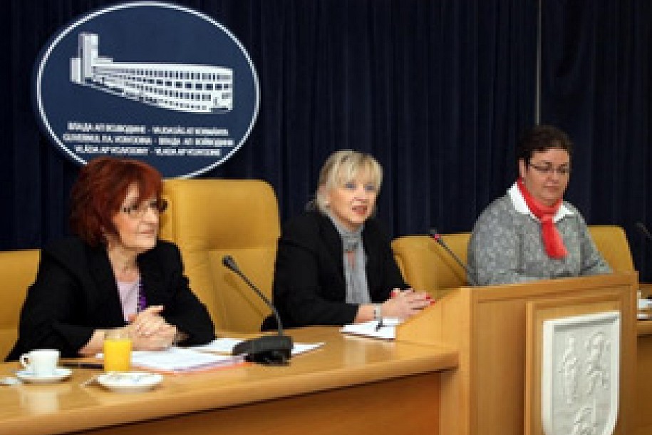 Različiti aršini za porodiljske nadoknade