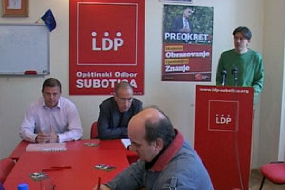 GO LDP-a smatra da je neprihvatljivo da se stane sa gradnjom kompleksa bazena
