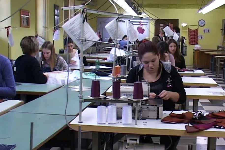 Tehničar-modelar odeće lako dolazi do posla