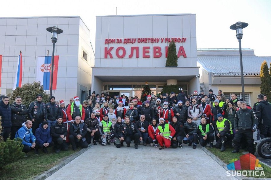"Bajkeri" i ove godine ugrejali srca i izmamili osmehe dece u Domu "Kolevka"