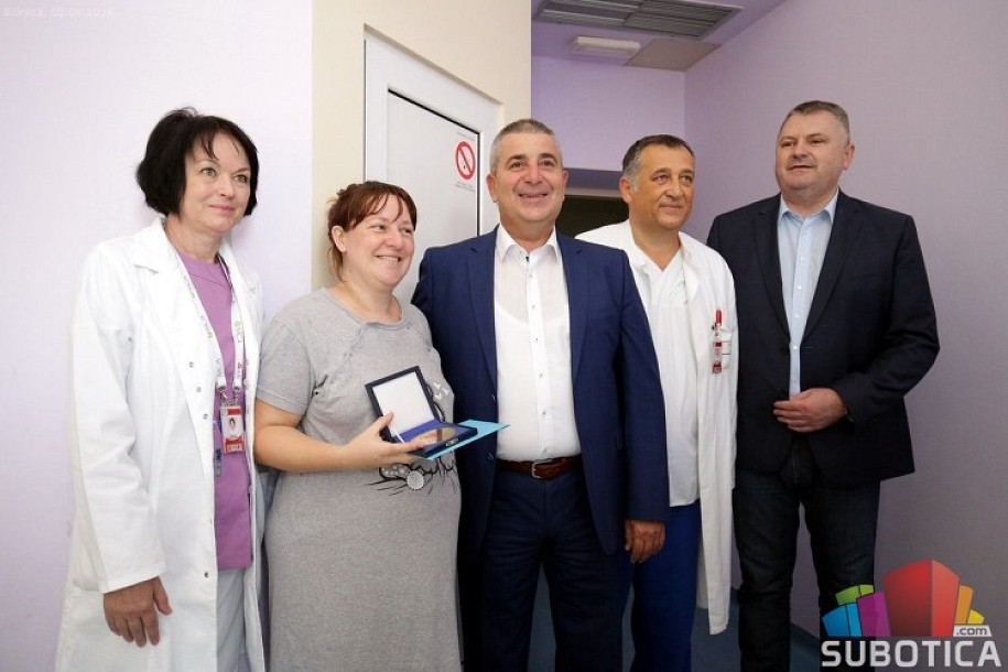 Gradonačelnik obišao bebu rođenu na Dan grada Subotice