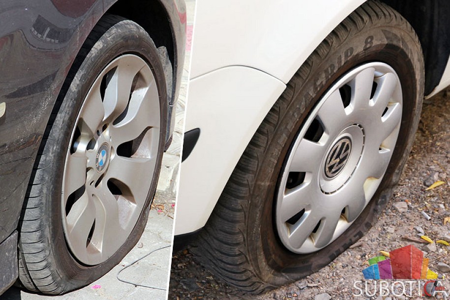 Probušene gume na automobilima na Radijalcu