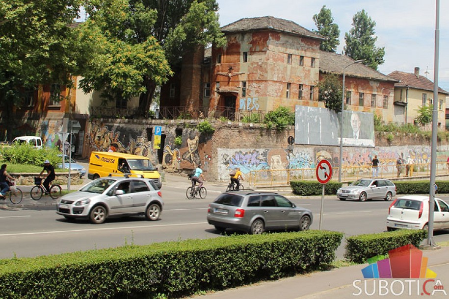 Zabrana skretanja iz Bose Milićević prema Paliću