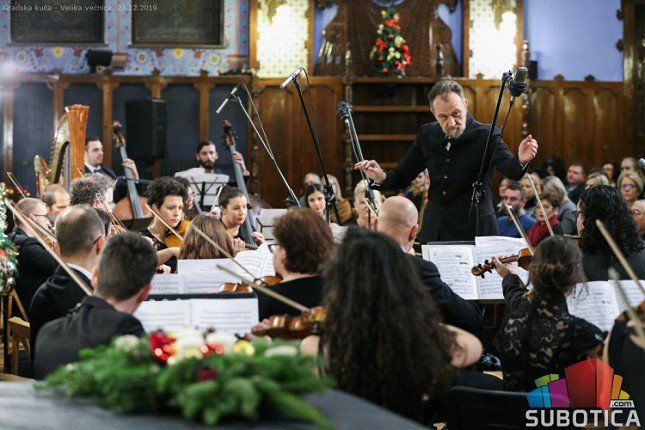 Novogodišnji koncert Subotičkog simfonijskog orkestra ove godine putem malih ekrana