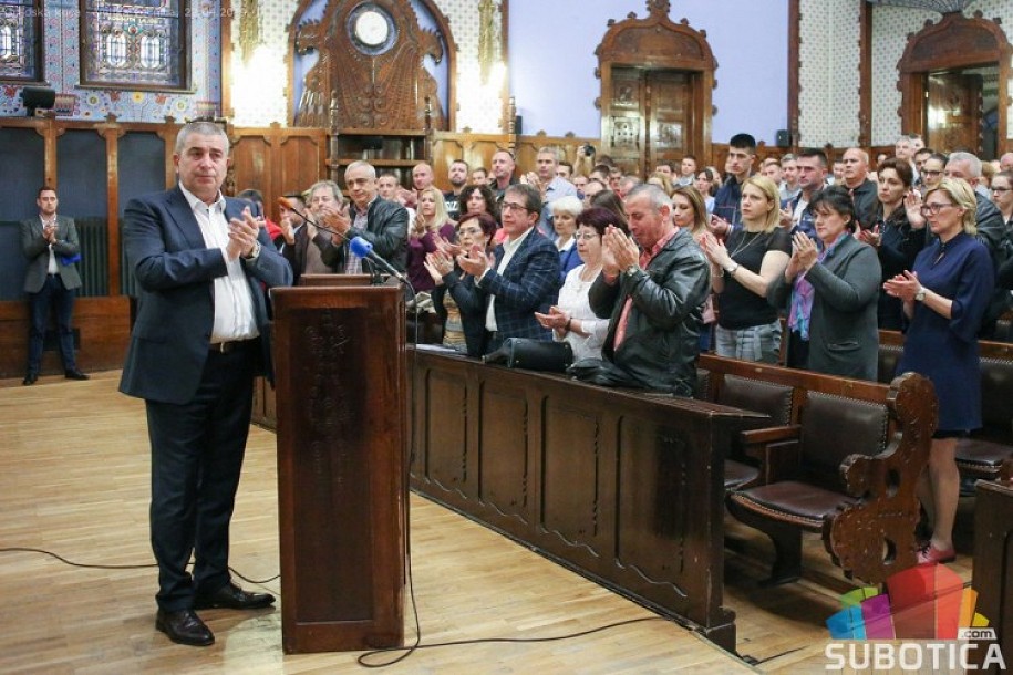 Tribina "Košare, bitka koja traje" okupila veliki broj Subotičana