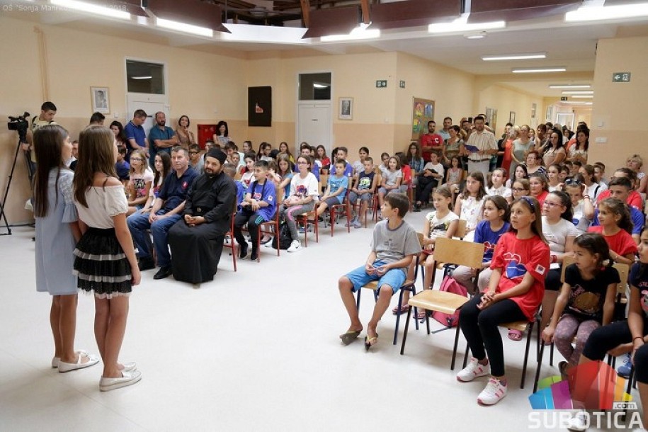 Koncert „Prijatelji za decu Kosova i Metohije“ sutra na Gradskom trgu