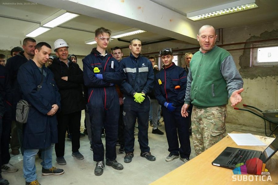 Nastavnici iz Poljske održali radionicu budućim zidarima u Politehničkoj školi