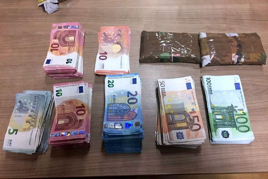 Vozač kombija "zaboravio" da prijavi 28,5 hiljada evra na Kelebiji