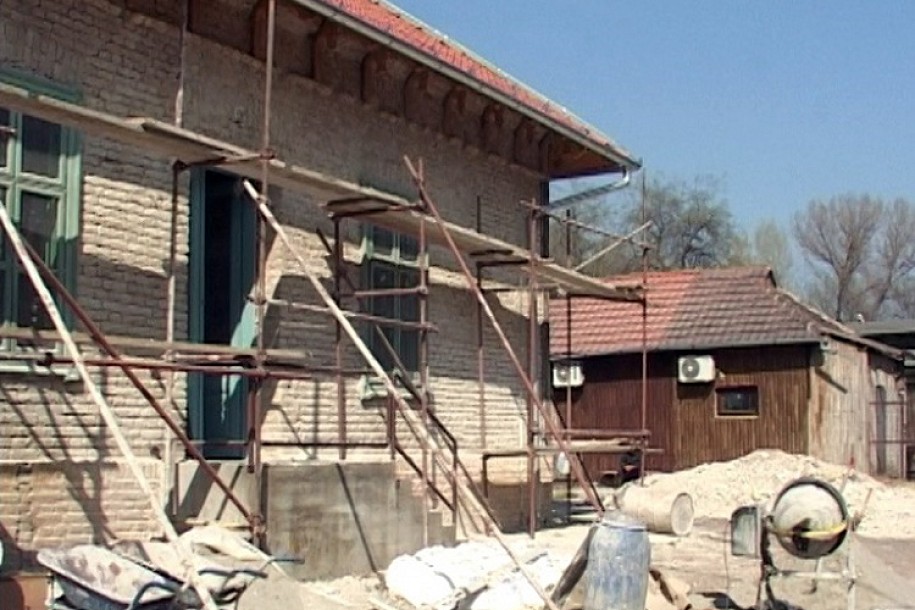 Rekonstruiše se zgrada MZ "Palić"