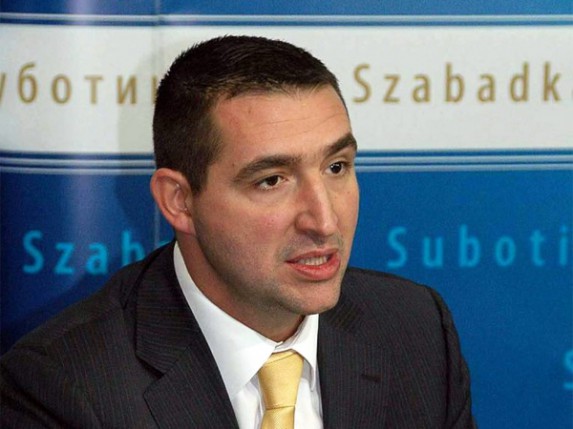 Dulić o Pozorištu, Y-kraku i bazenima