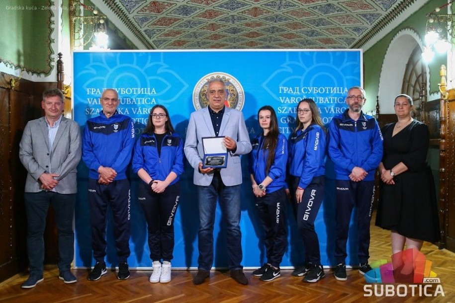 Seniorke Streljačkog kluba "Spartak" najbolje u državi