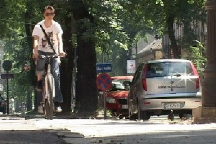 Nedovoljno biciklističkih staza