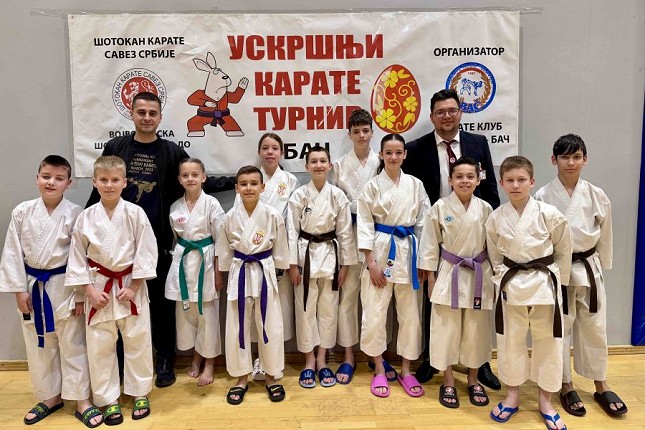 Karate: „Spartak Enpi“ osvojio 24 medalje a Uskršnjem turniru u Baču