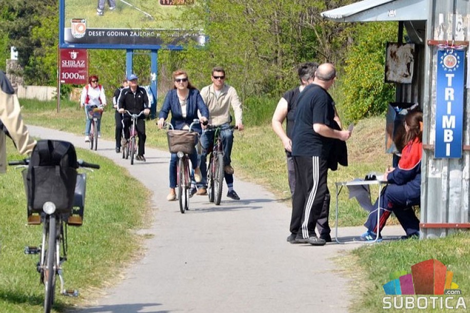Tradicionalni "Trimbi" prvog maja na relaciji Subotica - Palić