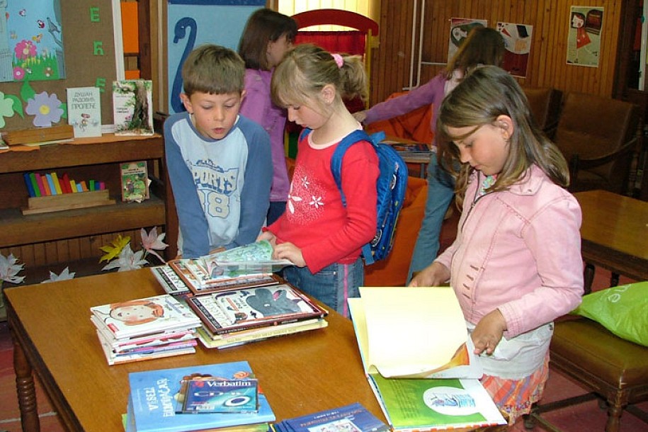 Počeo Mini sajam knjiga za decu