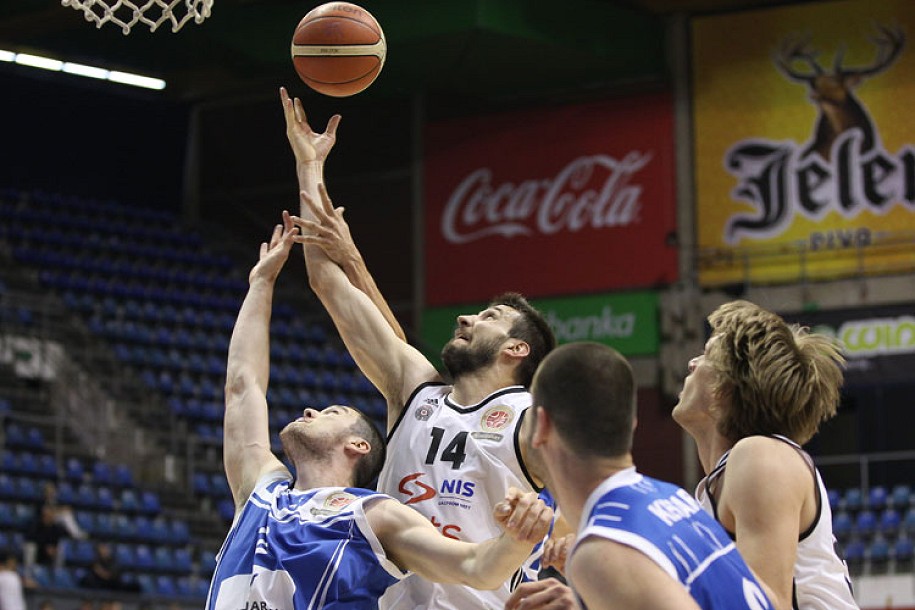 Košarkaši Spartaka poraženi od Partizana (100:80)