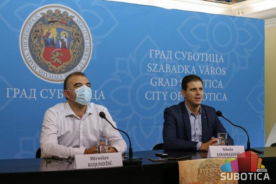 Jubilej ansambla "Ravnica" u znaku ljubavi