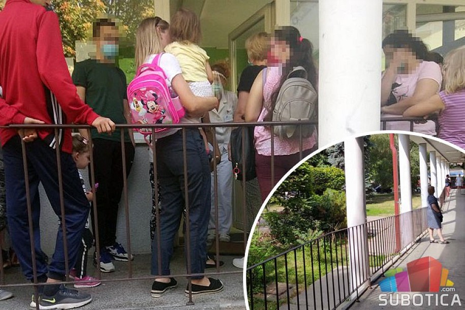 Gužva ispred Dečijeg dispanzera zbog pravdanja izostanaka, iz Doma zdravlja poručuju da je problem rešen