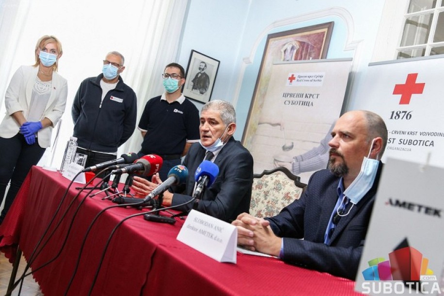 Kompanija "Ametek" donirala 25.000 dolara Crvenom krstu Subotice
