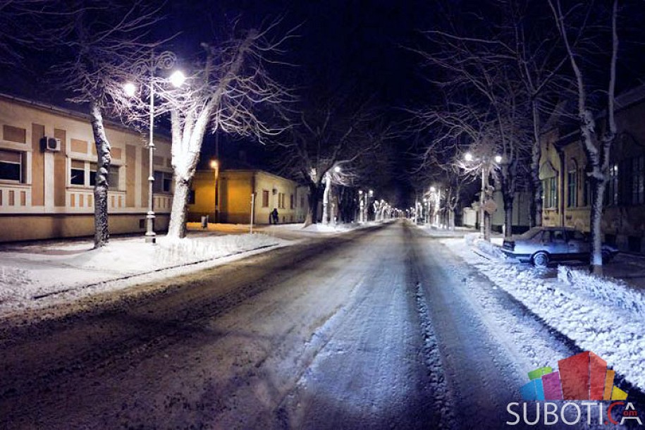 Sneg u Subotici nije napravio većih problema u saobraćaju